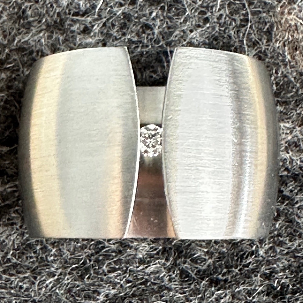 Niessing B18 Steel Diamond Tension Ring